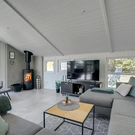 Holiday home Edeltraut - 900m From The Sea By Interhome Blavand